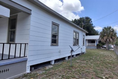 House in Tampa, Florida 2 bedrooms, 84.73 sq.m. № 2239783 - photo 26