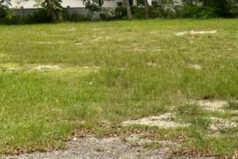 Terreno en venta en Miami, Florida № 2022847 - foto 3