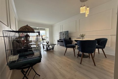 Condo in Sunrise, Florida, 1 bedroom  № 1896567 - photo 10