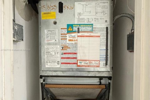 Condo in Sunrise, Florida, 1 bedroom  № 1896567 - photo 30