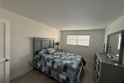 Condo in Sunrise, Florida, 1 bedroom  № 1896567 - photo 26