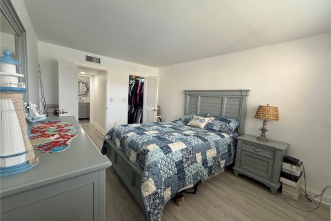 Condo in Sunrise, Florida, 1 bedroom  № 1896567 - photo 22