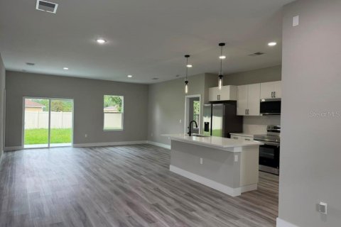 Casa en venta en Dunnellon, Florida, 4 dormitorios, 160.72 m2 № 2198092 - foto 3