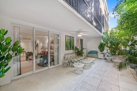 Condo in Palm Beach, Florida, 2 bedrooms  № 2158419