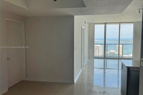 Condo in Miami, Florida, 1 bedroom  № 1956226 - photo 6