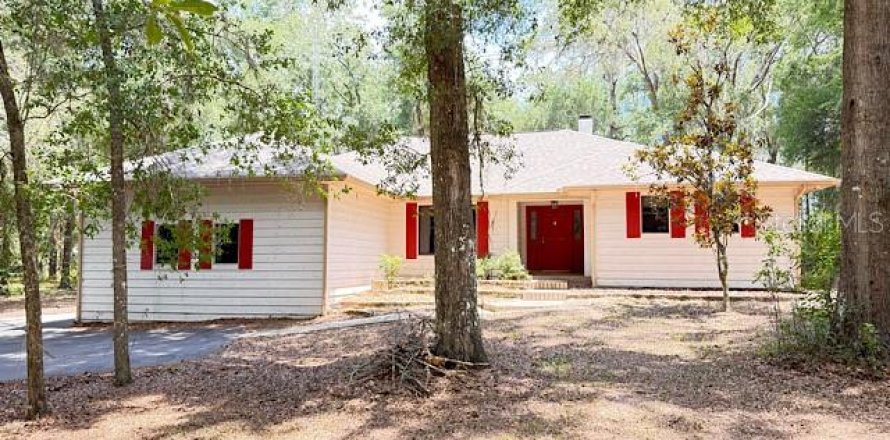 House in Floral City, Florida 3 bedrooms, 196.95 sq.m. № 1816653