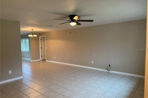 Casa en alquiler en Port Charlotte, Florida, 2 dormitorios, 134.34 m2 № 1908866 - foto 4