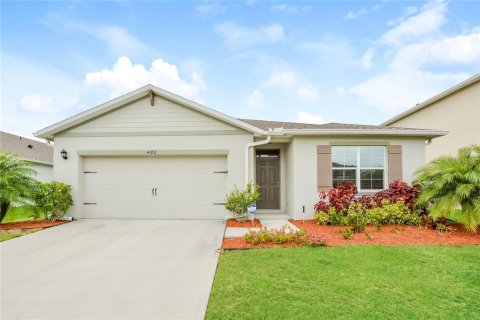 House in Sanford, Florida 4 bedrooms, 171.5 sq.m. № 2353443