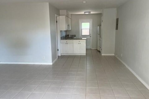 Commercial property in Fort Lauderdale, Florida 3 rooms, 41.81 sq.m. № 2088337