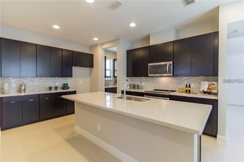 Casa en alquiler en Windermere, Florida, 3 dormitorios, 189.8 m2 № 1916524 - foto 5