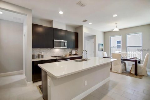 Casa en alquiler en Windermere, Florida, 3 dormitorios, 189.8 m2 № 1916524 - foto 6