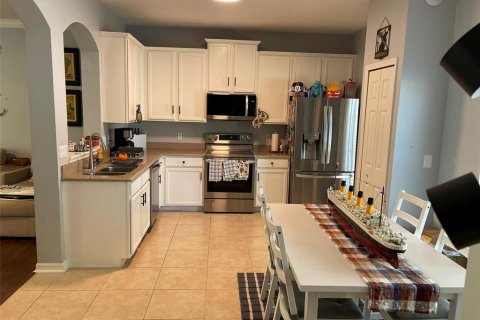 Townhouse in Windermere, Florida 3 bedrooms, 138.42 sq.m. № 1644016 - photo 7