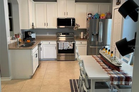 Townhouse in Windermere, Florida 3 bedrooms, 138.42 sq.m. № 1644016 - photo 9