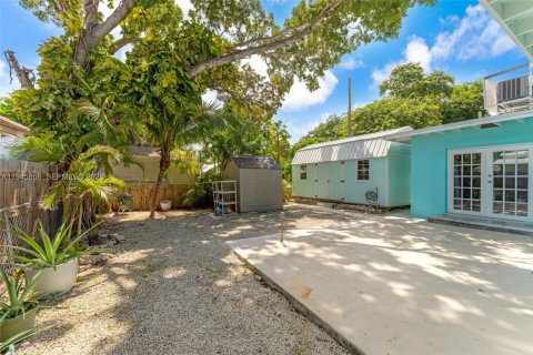 House in Key Largo, Florida 3 bedrooms, 127.46 sq.m. № 2002722 - photo 28