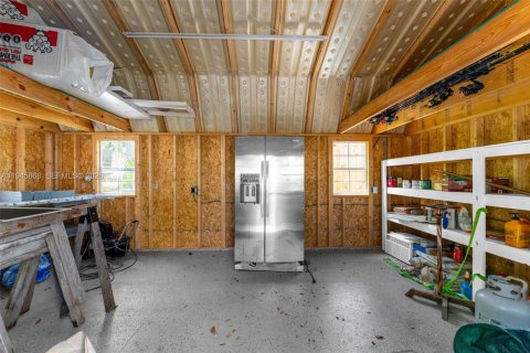 House in Key Largo, Florida 3 bedrooms, 127.46 sq.m. № 2002722 - photo 27