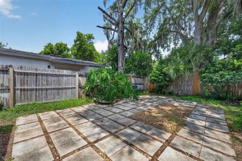 Townhouse in Winter Park, Florida 2 bedrooms, 171.96 sq.m. № 2287760 - photo 30