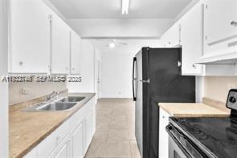 Immobilier commercial à vendre à Fort Lauderdale, Floride: 225.1 m2 № 1991653 - photo 8