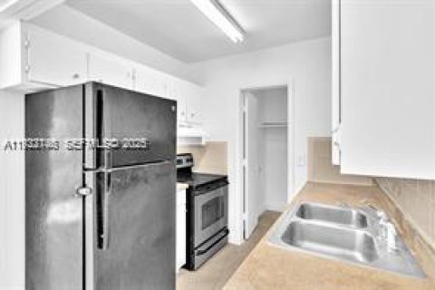 Immobilier commercial à vendre à Fort Lauderdale, Floride: 225.1 m2 № 1991653 - photo 7