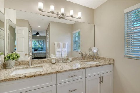 Copropriété à louer à Sarasota, Floride: 2 chambres, 106.56 m2 № 2329153 - photo 16