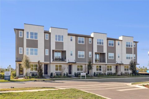 Adosado en Orlando, Florida 2 dormitorios, 186.18 m2 № 2093376