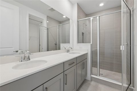Adosado en venta en Orlando, Florida, 2 dormitorios, 186.18 m2 № 2093376 - foto 15