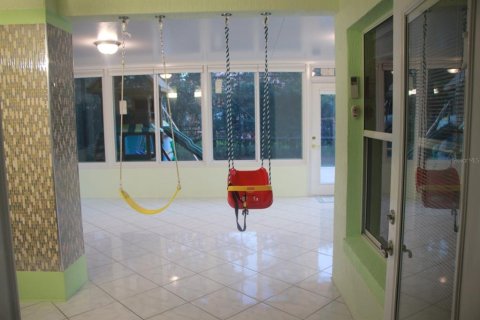 Villa ou maison à louer à Orlando, Floride: 5 chambres, 271.46 m2 № 2108197 - photo 17