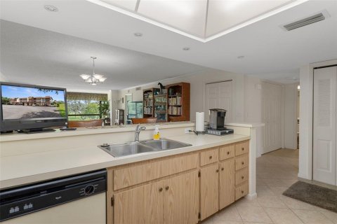 Condominio en venta en Homosassa, Florida, 2 dormitorios, 152.64 m2 № 1908732 - foto 16