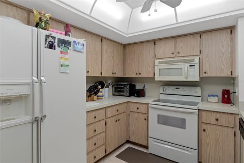 Condominio en venta en Homosassa, Florida, 2 dormitorios, 152.64 m2 № 1908732 - foto 15