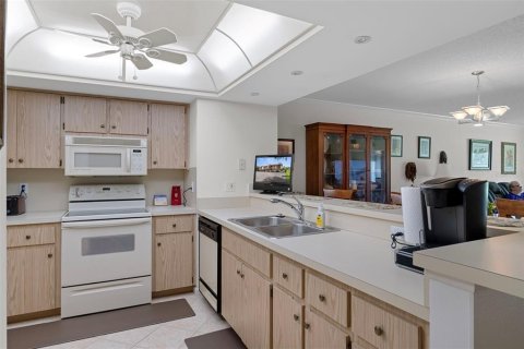 Condominio en venta en Homosassa, Florida, 2 dormitorios, 152.64 m2 № 1908732 - foto 14