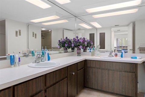 Condominio en venta en Homosassa, Florida, 2 dormitorios, 152.64 m2 № 1908732 - foto 23