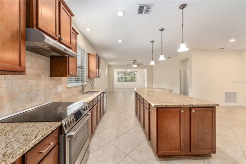 Villa ou maison à vendre à Ocala, Floride: 2 chambres, 199.46 m2 № 2139659 - photo 14