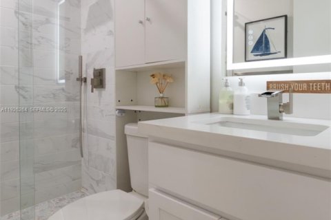 House in Davie, Florida 3 bedrooms, 112.32 sq.m. № 1987132 - photo 14