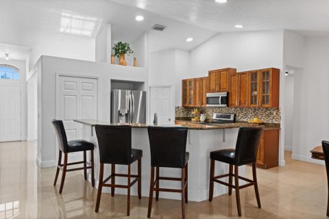Casa en venta en Port St. Lucie, Florida, 4 dormitorios, 207.73 m2 № 2185172 - foto 12