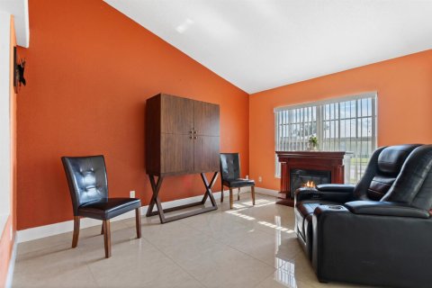 Casa en venta en Port St. Lucie, Florida, 4 dormitorios, 207.73 m2 № 2185172 - foto 5