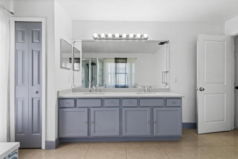Casa en venta en Port St. Lucie, Florida, 4 dormitorios, 207.73 m2 № 2185172 - foto 21