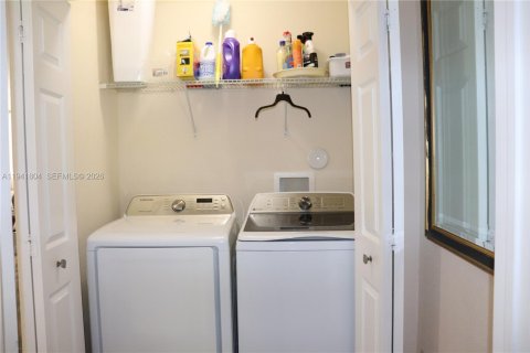 Casa en venta en Homestead, Florida, 3 dormitorios, 178.93 m2 № 2000436 - foto 15