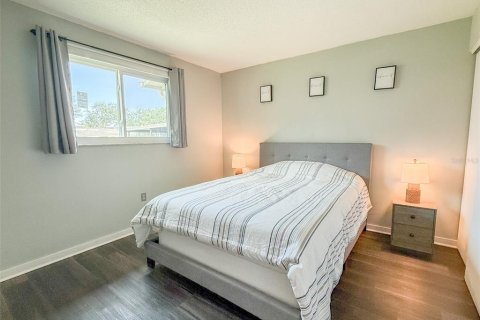 Copropriété à louer à Bradenton, Floride: 1 chambre, 85.47 m2 № 1797278 - photo 12