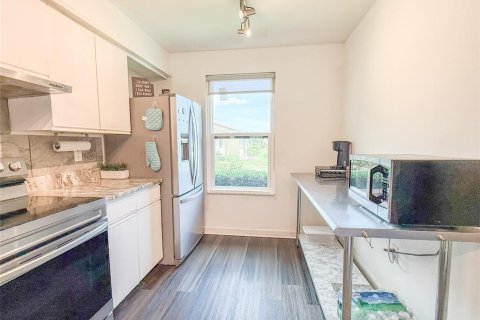Copropriété à louer à Bradenton, Floride: 1 chambre, 85.47 m2 № 1797278 - photo 7