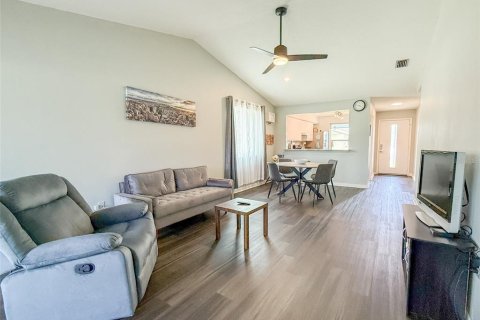 Copropriété à louer à Bradenton, Floride: 1 chambre, 85.47 m2 № 1797278 - photo 17