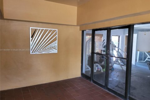 Copropriété à louer à Tamarac, Floride: 2 chambres, 78.04 m2 № 1806506 - photo 27