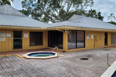 Copropriété à louer à Tamarac, Floride: 2 chambres, 78.04 m2 № 1806506 - photo 26