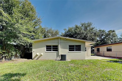 Villa ou maison à louer à Tampa, Floride: 3 chambres, 91.6 m2 № 2415487 - photo 14