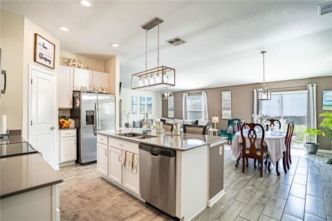 Casa en venta en Haines City, Florida, 3 dormitorios, 193.24 m2 № 1508611 - foto 7