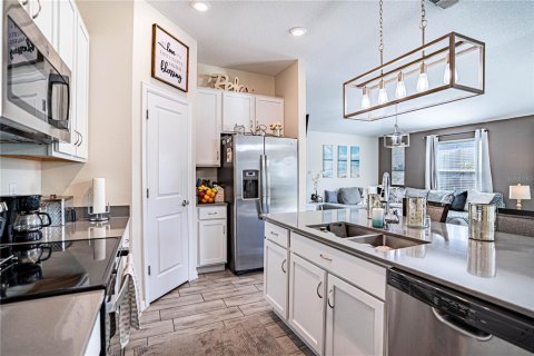 Casa en venta en Haines City, Florida, 3 dormitorios, 193.24 m2 № 1508611 - foto 4