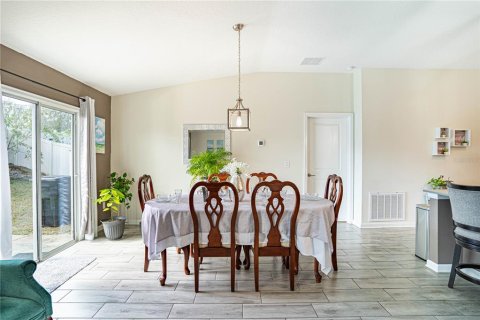 Casa en venta en Haines City, Florida, 3 dormitorios, 193.24 m2 № 1508611 - foto 10