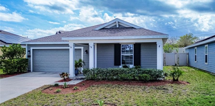 House in Haines City, Florida 3 bedrooms, 193.24 sq.m. № 1508611