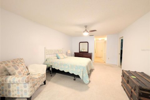 House in Bradenton, Florida 3 bedrooms, 171.59 sq.m. № 2152030 - photo 23