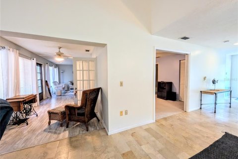 House in Bradenton, Florida 3 bedrooms, 171.59 sq.m. № 2152030 - photo 17