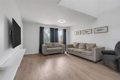 Condo in Orlando, Florida, 3 bedrooms  № 1522869 - photo 2