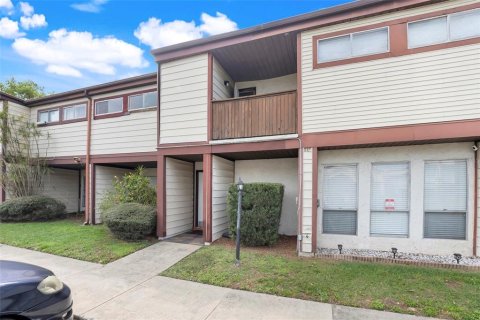 Condo in Orlando, Florida, 3 bedrooms  № 1522869 - photo 1